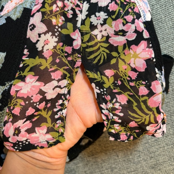 Hold On To Me Printed floral boho chic Top By Free People Size XS - Picture 9 of 13